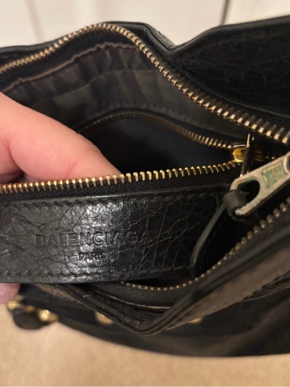 Balenciaga Black Leather Crossbody Bag with Gold Hardware - Picture 3 of 8